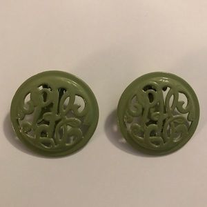 VINTAGE CLIP ON EARRINGS
